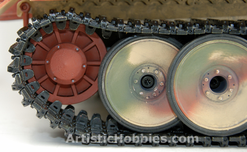 Rear drive sprocket on the Taigen Tiger I tank