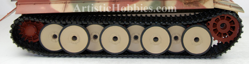 Wheels on the Taigen Tiger I tank